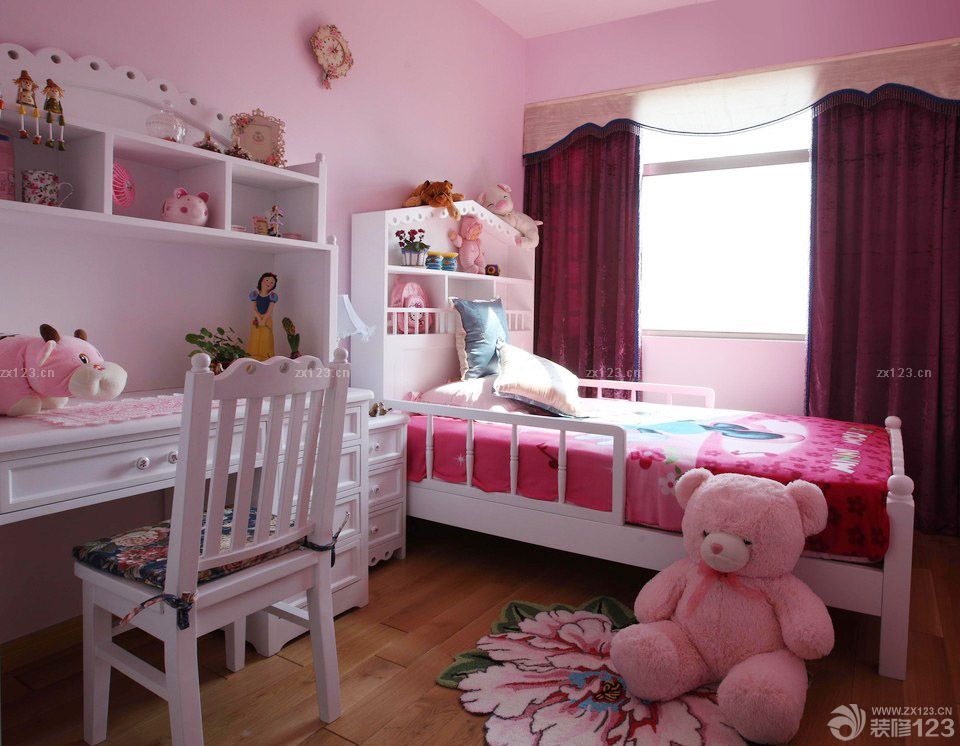 70-80平方小户型粉红色女孩房间装修效果图
