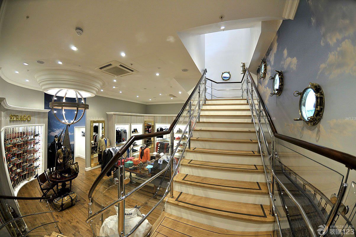 商铺二层楼梯最佳设计图片